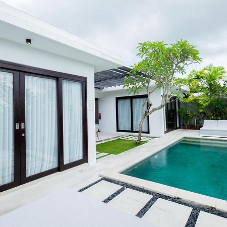 Prasana Villas By Arjani Resorts Улувату Екстер'єр фото