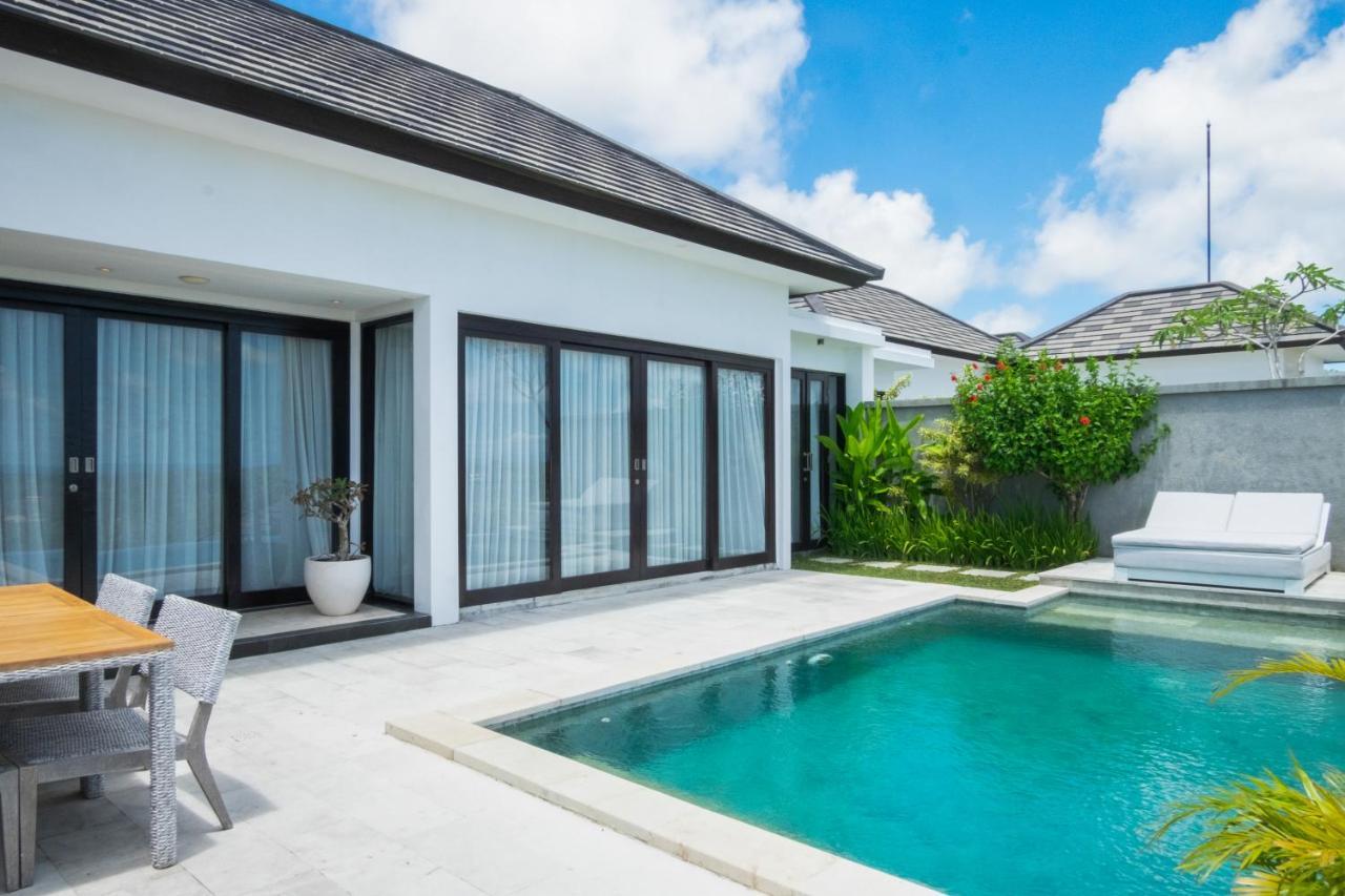 Prasana Villas By Arjani Resorts Улувату Екстер'єр фото