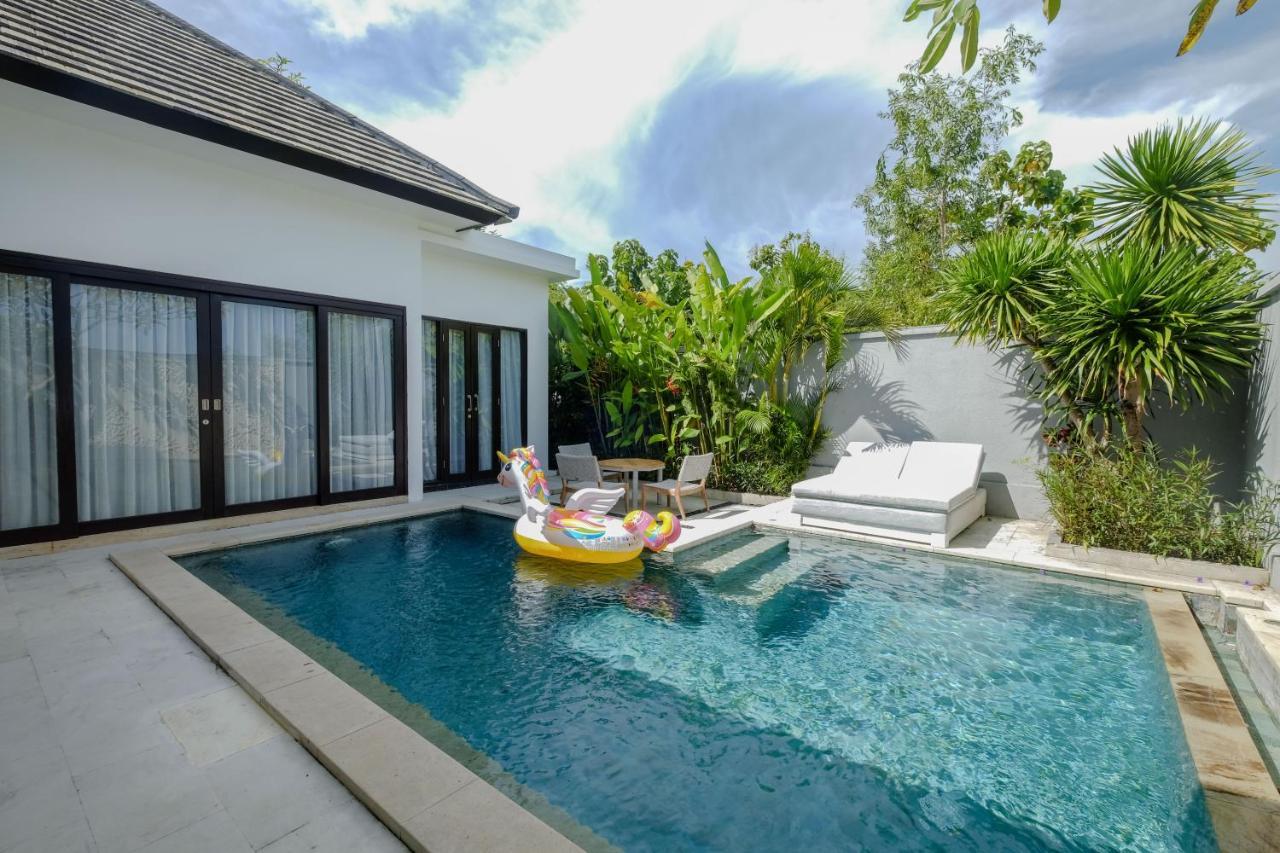 Prasana Villas By Arjani Resorts Улувату Екстер'єр фото