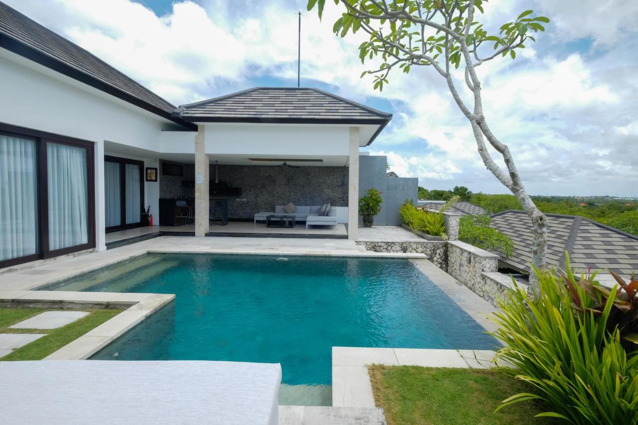 Prasana Villas By Arjani Resorts Улувату Екстер'єр фото