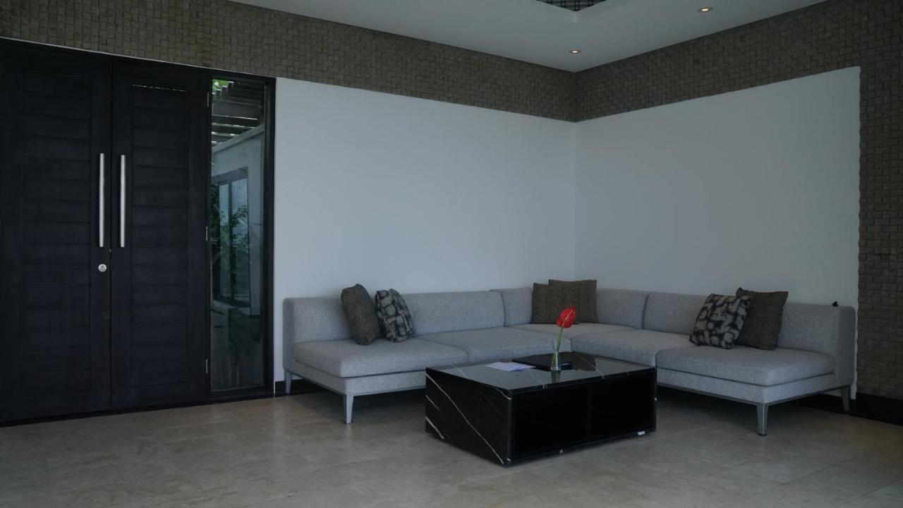 Prasana Villas By Arjani Resorts Улувату Екстер'єр фото